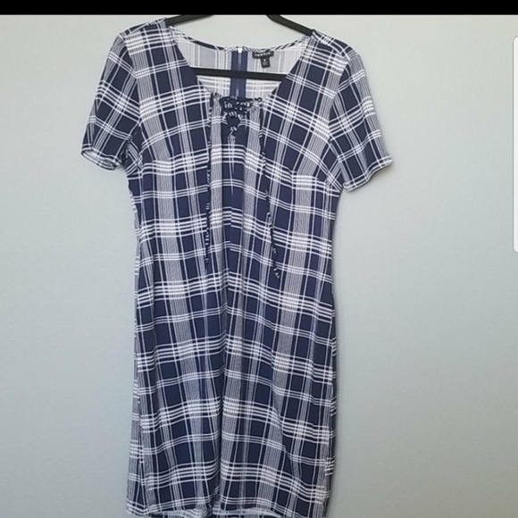 Torrid Preppy challis plaid lace up short sleeve dress large - Picture 7 of 8
